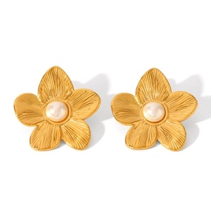 Elegant 18k gold plated stainless steel flower stud earrings with white pearls