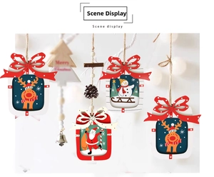 Lot de 4 ornements de Noël en bois avec renne, bonhomme de neige et motifs du Père Noël
