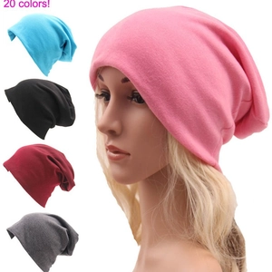 Berretto slouchy in maglia di cotone rosa unisex per autunno e inverno in 20 colori vivaci