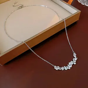 Elegant silver wheat ear zircon necklace featuring a minimalist geometric pendant design