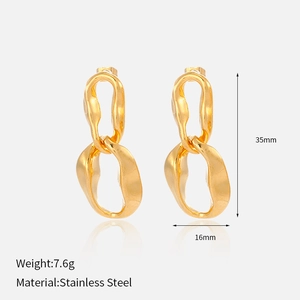 Detail view of gold stainless steel interlocking link earrings with weight and size info