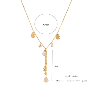 Detailed dimensions of the gold flower and butterfly tassel necklace in stainless steel