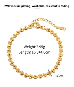 Detail showing 18k gold heart chain bracelet dimensions 16+4cm with lobster clasp