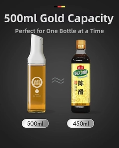 Detailed comparison of 500ml glass oil bottle with a standard vinegar bottle for capacity