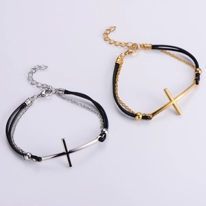 Bracelet croix minimaliste en acier titane à double couche avec cuir noir et chaîne