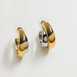Two-tone C-shaped hoop earrings in 18k gold and silver twisted stainless steel