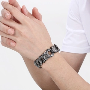 Men's vintage Viking style stainless steel chain bracelet with retro wolf clasp detail
