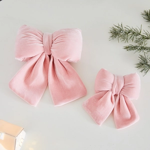 Two-piece set of pink velvet bow hair accessories in large and small sizes with pine decor
