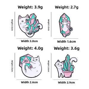 Detailed size and weight chart for four cute cartoon cat enamel pins and brooches
