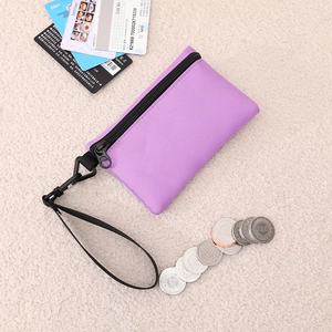 Petit porte-monnaie violet en polyester avec dragonne, rangements cartes et pièces