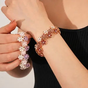 Florales Emaille Blumen Armband Legierung Elastisch Süß Dopamin Stil Handschmuck Für Damen