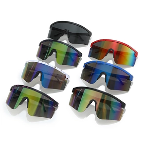 Outdoor sports cycling sunglasses set featuring seven assorted mirror coating color frames
