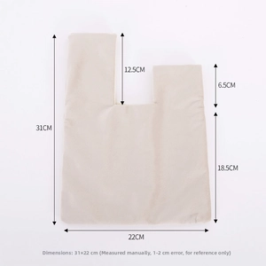 Detailed size chart for beige velvet knot bag showing dimensions 31x22cm on white background