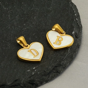 Heart Initial Pendant 18K Gold Plated Stainless Steel White Shell Mother Of Artificial Pearl Alphabet Charm For Women Jewelry