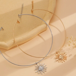 Vintage Sonnenanhänger Halsketten in Gold und Silber mit verstellbarem Karabinerverschluss