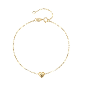 Detailed close-up of 18K gold heart bracelet showing the Au750 hallmark and adjustable clasp