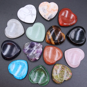 Natural Crystal Gemstone Heart Worry Stone Hand Polished Massage Thumb Stone For Stress Relief Home Decor