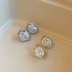 French vintage irregular pearl ear clips in gold and silver finish for women