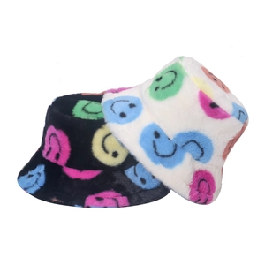 Chapeau Cloche Fausse Fourrure Lapin Peluche Chaud Hiver Avec Imprimé Smiley Coloré Mode Femmes Streetwear