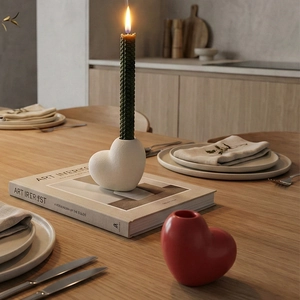 Minimalist heart-shaped ceramic candle holder set in white and red for home decor