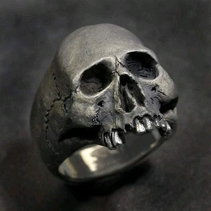 Gothic skull ring for men in antique silver finish with realistic bone texture