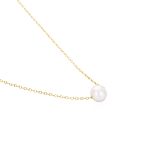 Minimalist stainless steel necklace with white pearl pendant on elegant gold chain