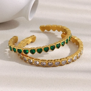 Lussuosi bracciali in acciaio inossidabile placcato oro 18K con zirconi a cuore