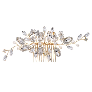 Luxurious bridal hair comb with gold metal leaves, sparkling rhinestones and white pearls