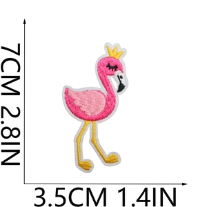 Pink flamingo embroidery patch detail with crown and 7x3.5cm size measurement info