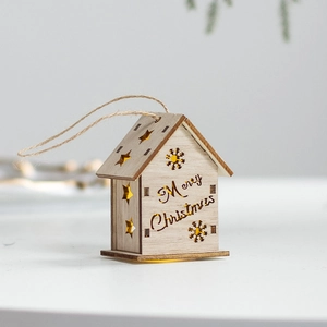Casetta natalizia luminosa in legno con luce LED calda e incisione decorativa Merry Christmas