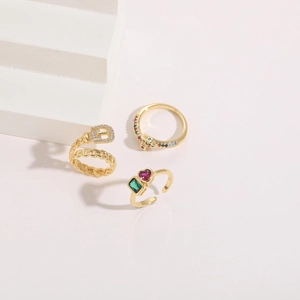 Three-piece geometric zircon ring set with 14K gold plating and colorful heart stones