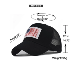 Guida alle taglie per cappello trucker nero con motivo a pesci della bandiera USA