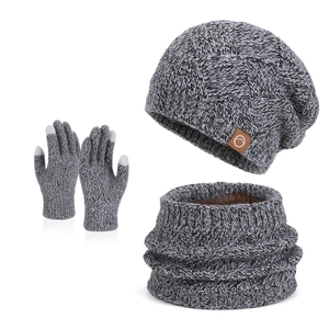 Set invernale 3 pezzi con berretto, scaldacollo e guanti touch in maglia grigio scuro