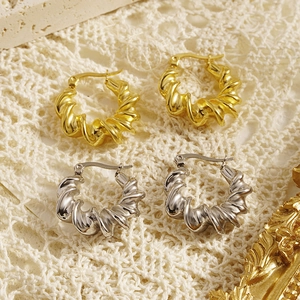Vintage Französischer Stil Gedrehte Spirale Creolen Für Damen Edelstahl Croissant Design Gold Silber Überzogen