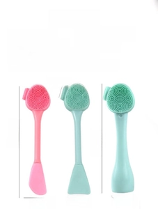Dual-head silicone facial brush with soft bristles and spatula for mask application