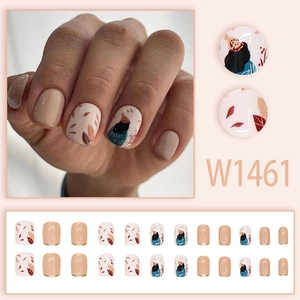Short nude and white press-on nails set with autumn fallen leaf patterns, 24 pieces