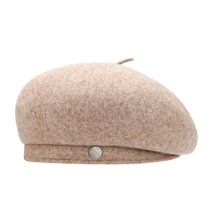 Basco minimalista in lana beige da donna con stemma in metallo argentato laterale