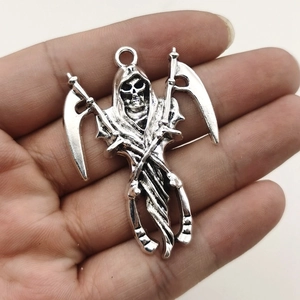Retro silver Grim Reaper pendant with dual scythes held in hand for jewelry making