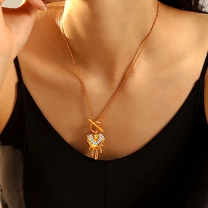 Fashion Stainless Steel Rhinestone Melting Heart Pendant Necklace For Women Luxury OT Toggle Clasp Clavicle Chain Jewelry