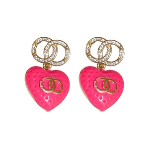 Pink heart drop earrings with double circles and crystal pavé in gold plating