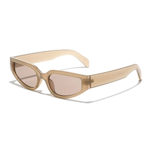 Y2K fashion cat eye sunglasses with translucent brown frames and light coffee lenses