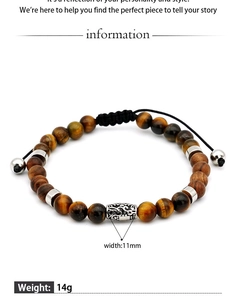 Details des verstellbaren Tigerauge-Armbands mit Silberperlen und Webtechnik