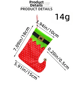 Vue détaillée de la chaussette de Noël à pois rouges avec ceinture et dimensions