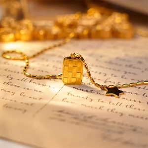 18k gold plated stainless steel square checkerboard pendant necklace with star charm