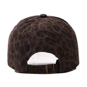 Vintage-Baseballkappe aus Baumwolle mit Leopardenmuster und verstellbarem Metallschnallenverschluss
