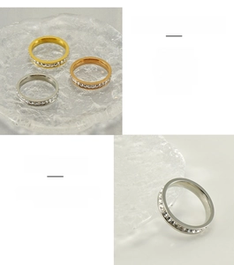 Détails de l'anneau serti de cristaux brillants en finitions or, or rose et acier argenté