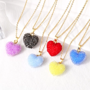 Collier Pendentif Coeur Cuivre Plaqué Or Véritable Acrylique Texture Cristal Coloré Chaîne En O Bijoux Minimalistes Femmes