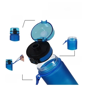 Detail view of 1L sports water bottle featuring dustproof locking lid and portable carry strap