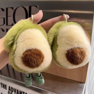 Mignon porte-clés avocat en peluche avec fourrure douce et anneau métallique doré