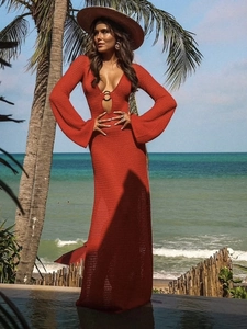 Elegant red long sleeve backless knit beach maxi dress with V-neck and flared sleeves